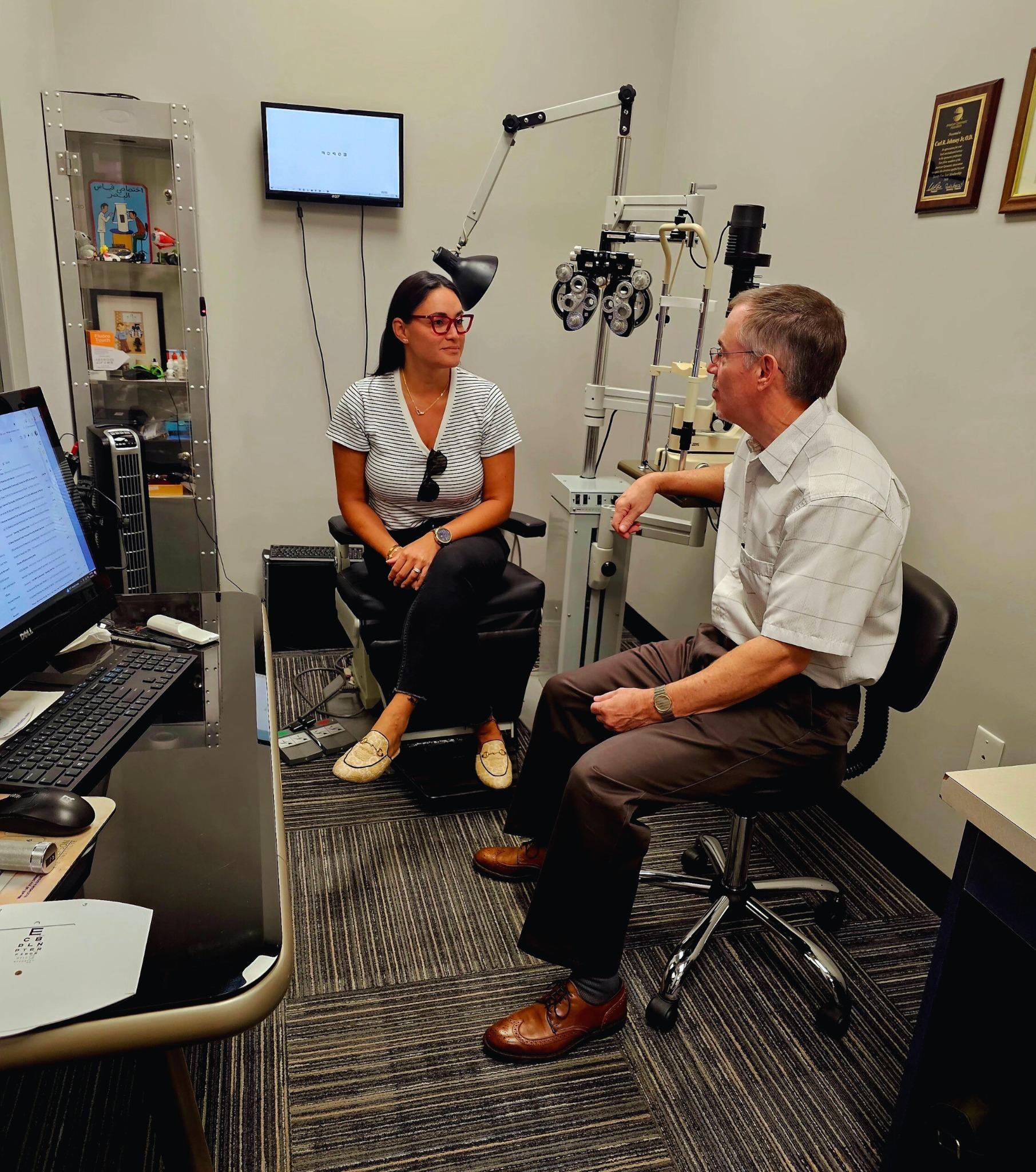 eye-doctor-consultation-lawrenceville-ga-female-patient