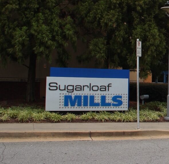 โQuality Eye Care is conveniently located inside Sugarloaf Mills Mall, just minutes from Suwanee, GA. We provide advanced eye exams, contact lens fittings, and personalized vision care for patients across Gwinnett County. Our optometry office offers the latest diagnostic tools, including Optomap and OCT, along with a wide selection of glasses and contacts.โ