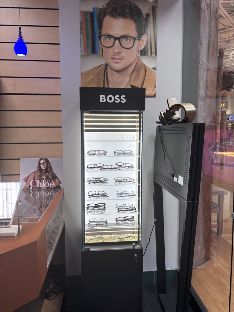 boss-eyeglasses-display-quality-eyecare