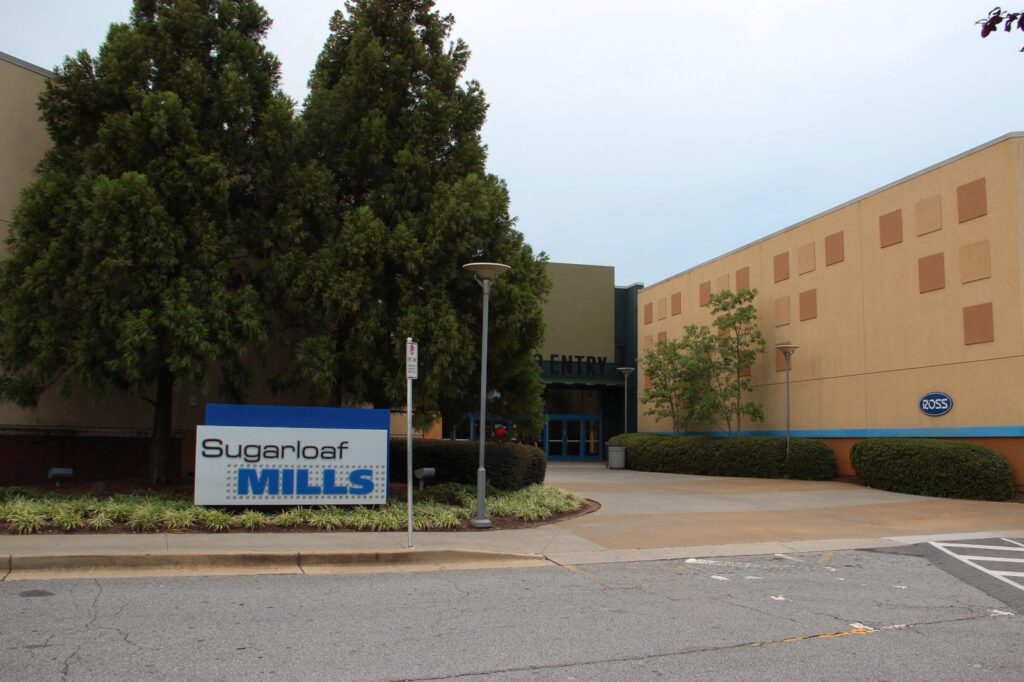 sugarloaf mills entrance to take for quality auto care, Lawrenceville, Duluth